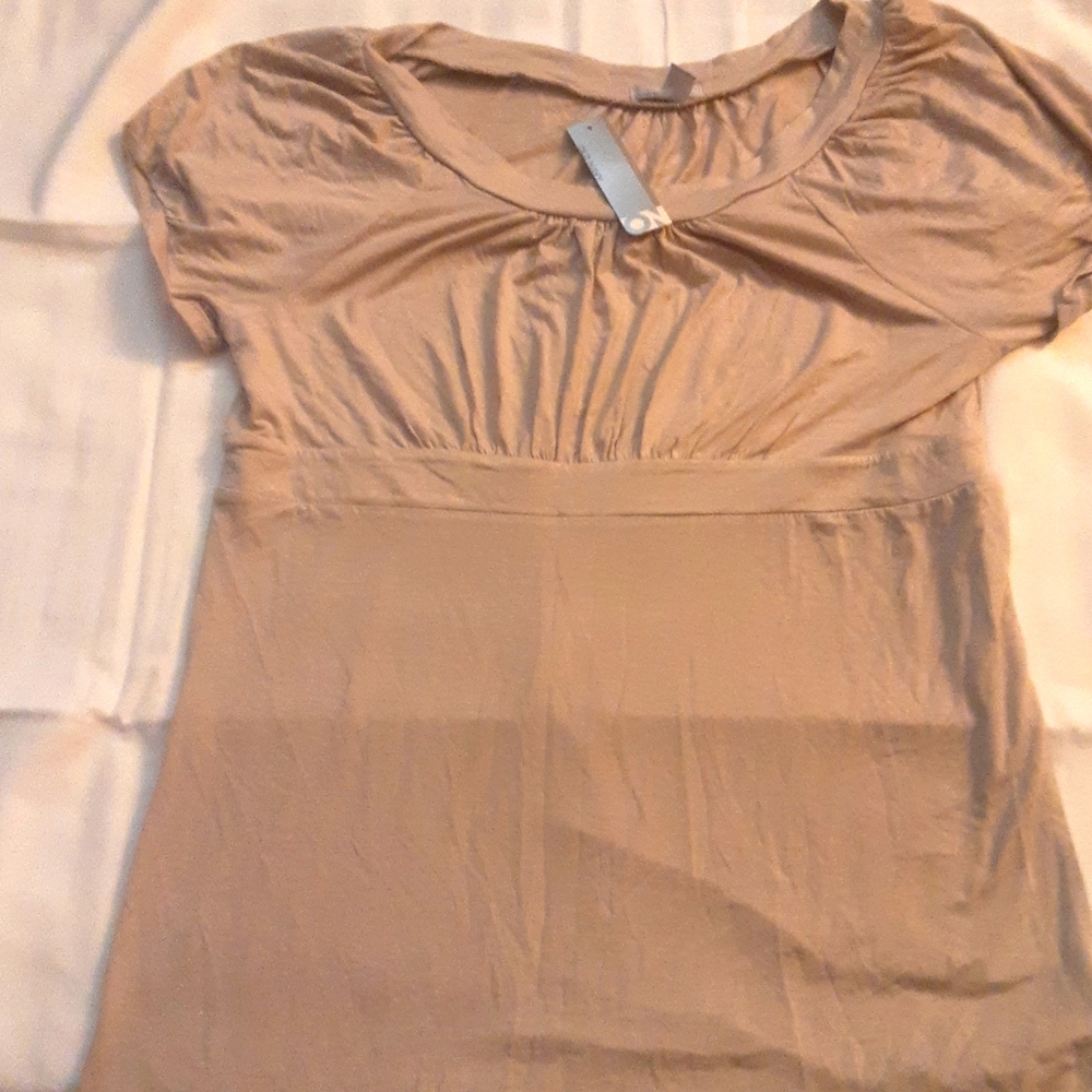 Old Navy Blouse size large new never eorn